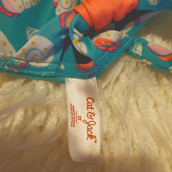 Cat & Jack/2T/Bathing Suit - Picture 4 of 4